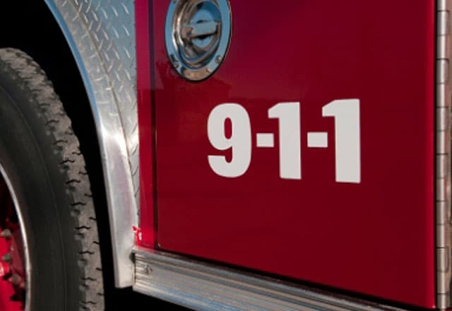 911
